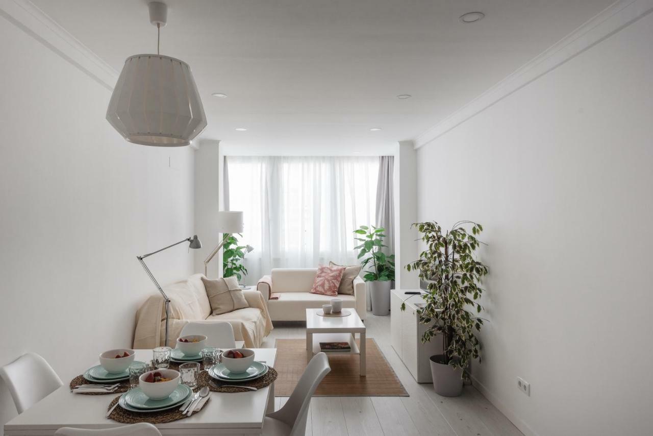 Light-filled, Fully Renovated Near Belém, By Timecooler Apartamento *