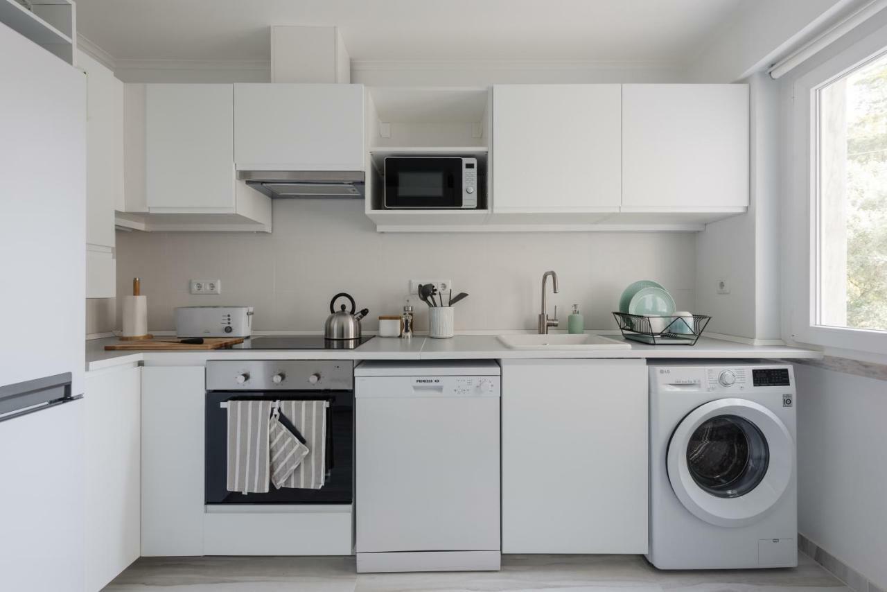 Apartamento Light-filled, Fully Renovated Near Belém, By Timecooler Lisboa