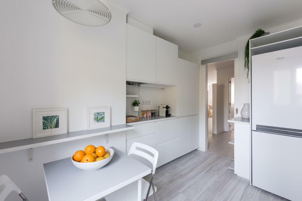 Light-filled, Fully Renovated Near Belém, By Timecooler Apartamento *