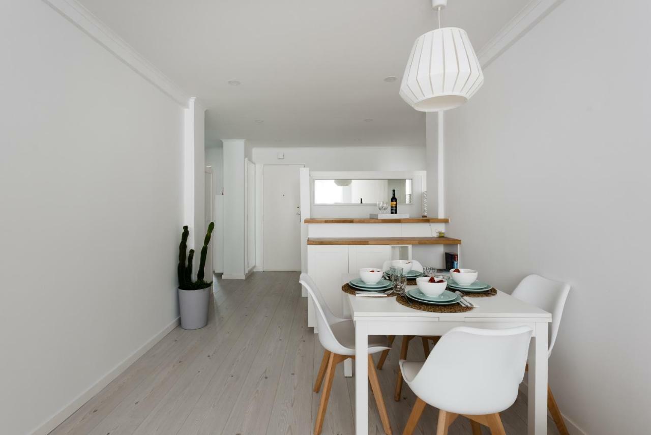 Apartamento Light-filled, Fully Renovated Near Belém, By Timecooler Lisboa