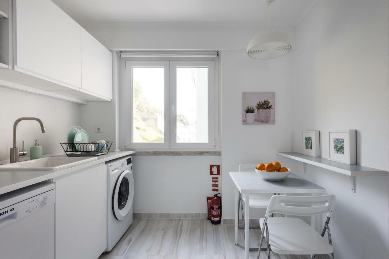Light-filled, Fully Renovated Near Belém, By Timecooler * Lisboa
